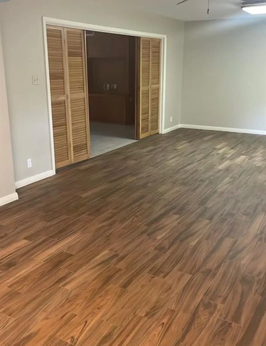 3 bed, 2.0 bath, 1899 sqft, $1,795 — Photo 2