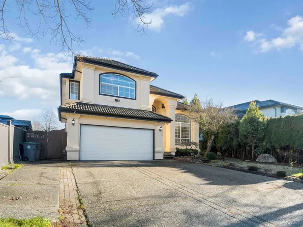 8330 168th St, Surrey, BC V4N 4T7