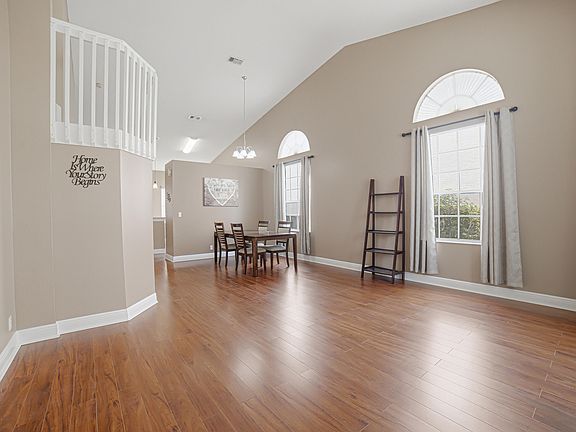 3rd image of 10682 NW 48TH Street