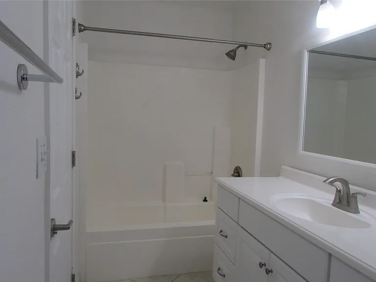 548 Ramar Rd — Photo 10