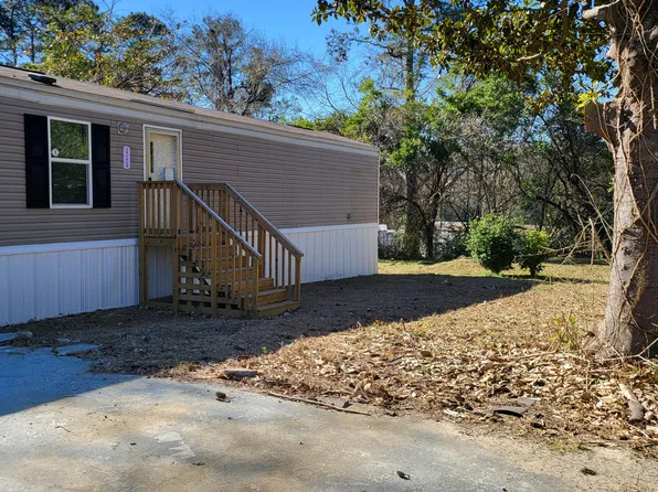 111 Pamela Ave, New Ellenton, SC 29809