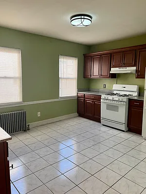 Rented by LDMI Realty Group LLC | media 1