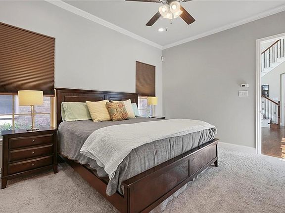 4th image of 841 Dartford Dr