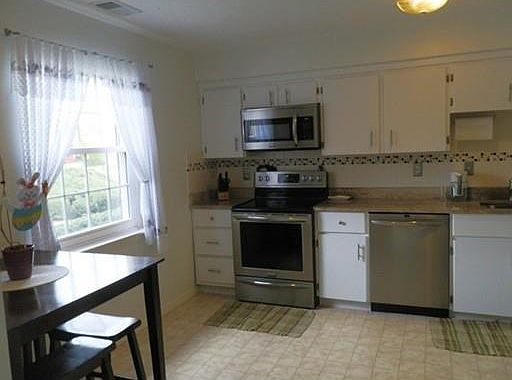 4th image of 104 Ethyl Way #104