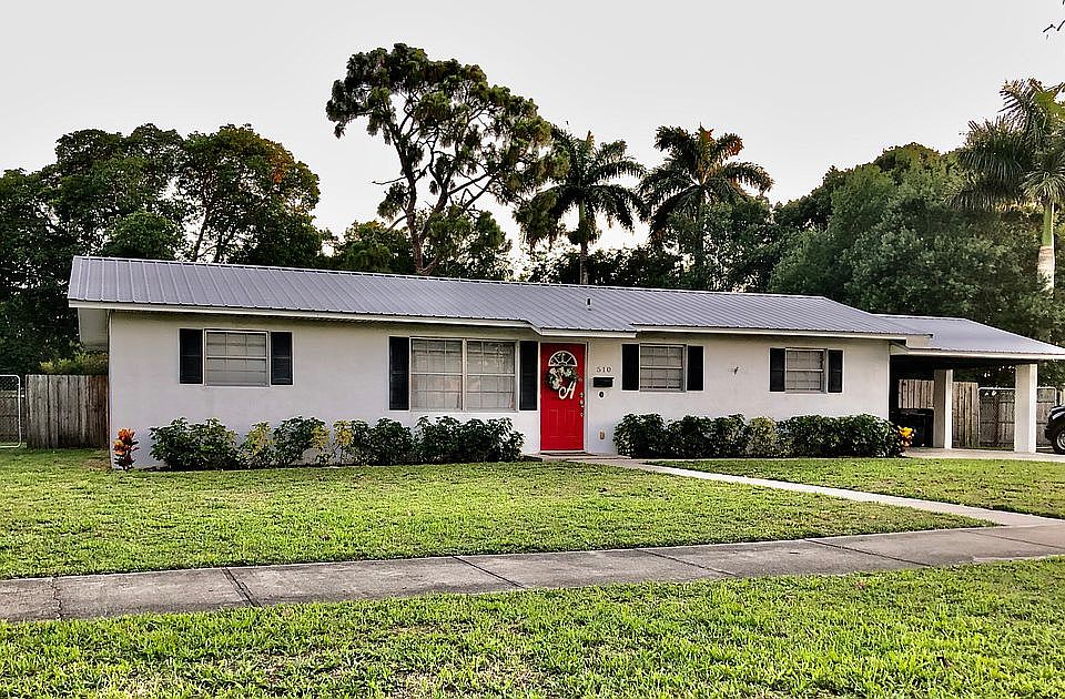 1st image of 510 E Esperanza Ave