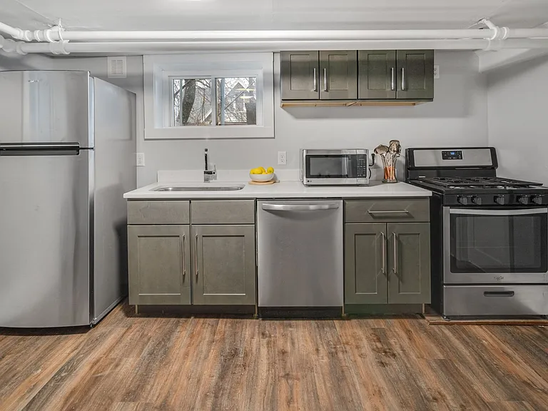 105 Highland Pl — Photo 64