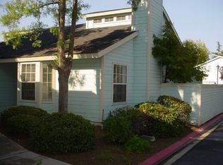 181 W Pilgrim Ln, Clovis, CA