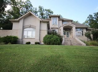 2466 Arbor Glen Ct, Dayton, OH 45414