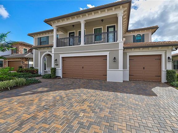 2nd image of 10992 Pinnacle Way