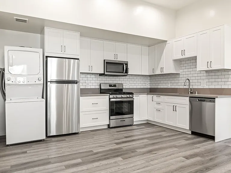 2336 Scarff St — Photo 11