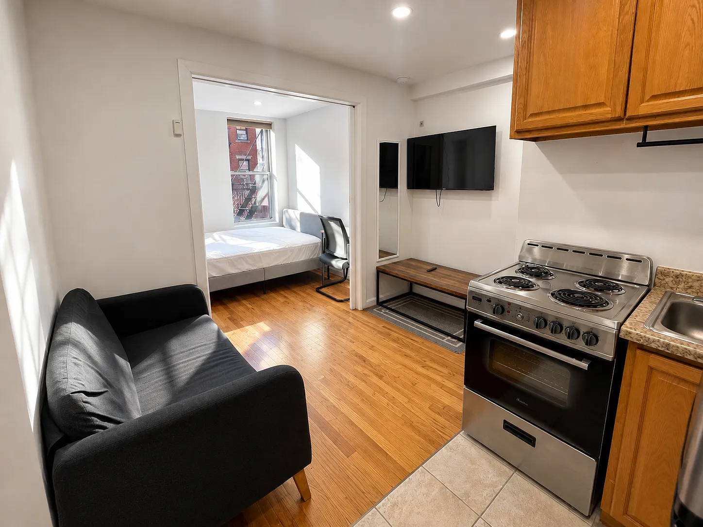 413 East 9th Street — Photo 1