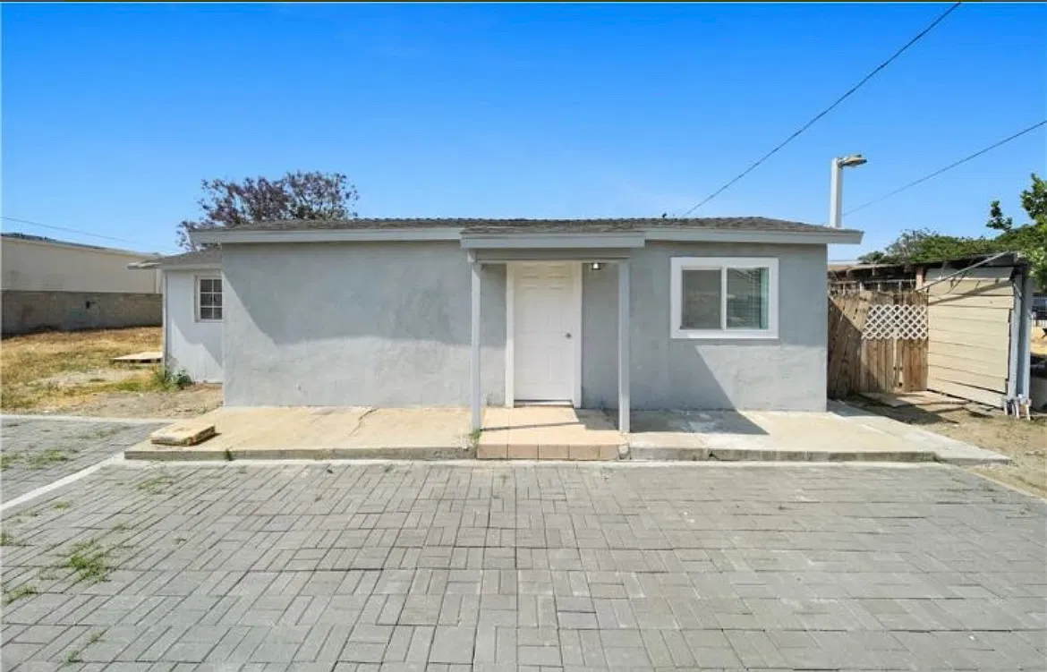 Newport Ave, Fontana — Photo 3