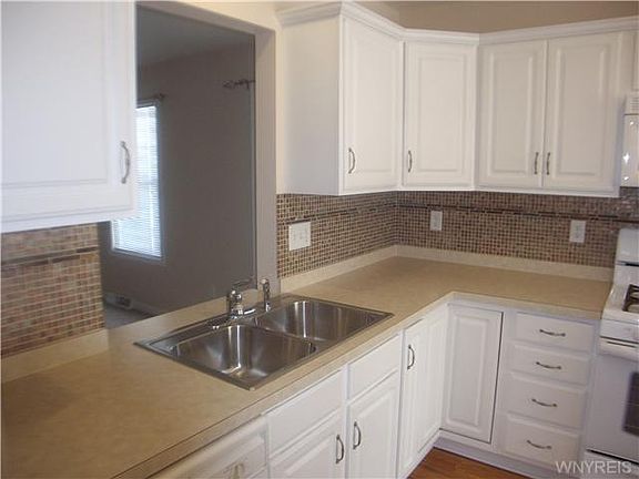 4th image of 124 Rushford Hollow Dr
