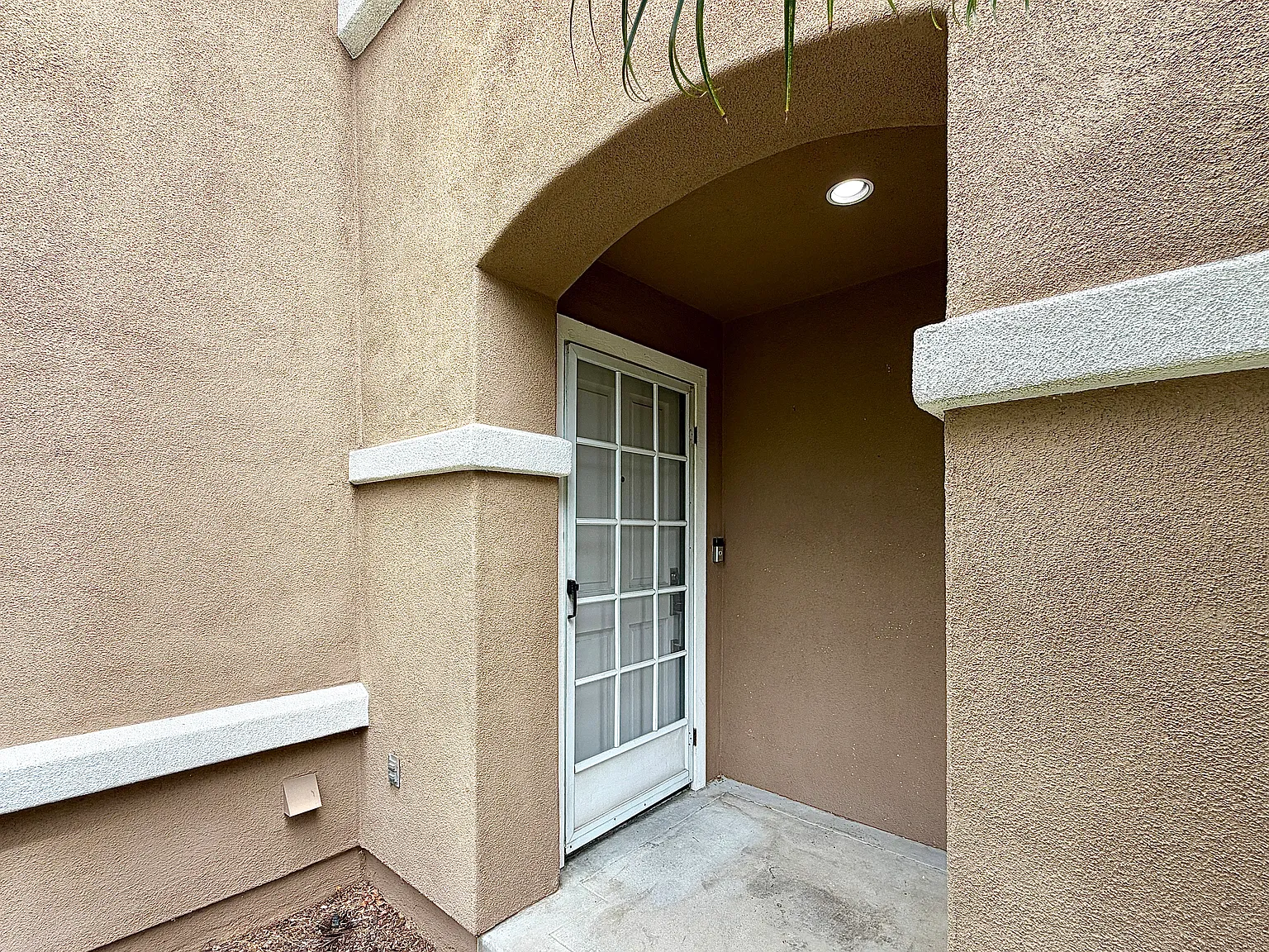 3 bed, 1558 sqft, $4,900 — Photo 3