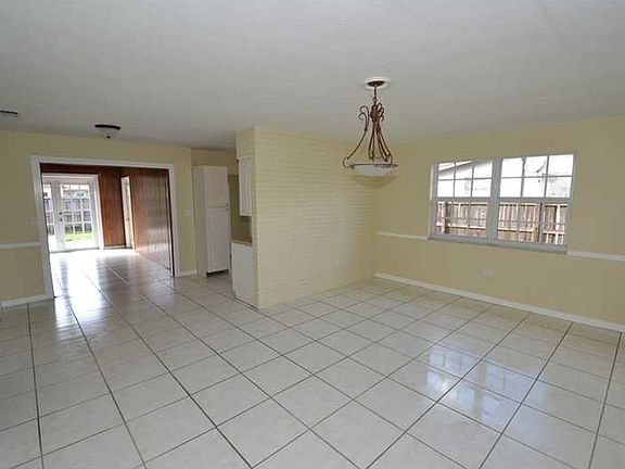 4th image of 2612 Gulfstream Dr