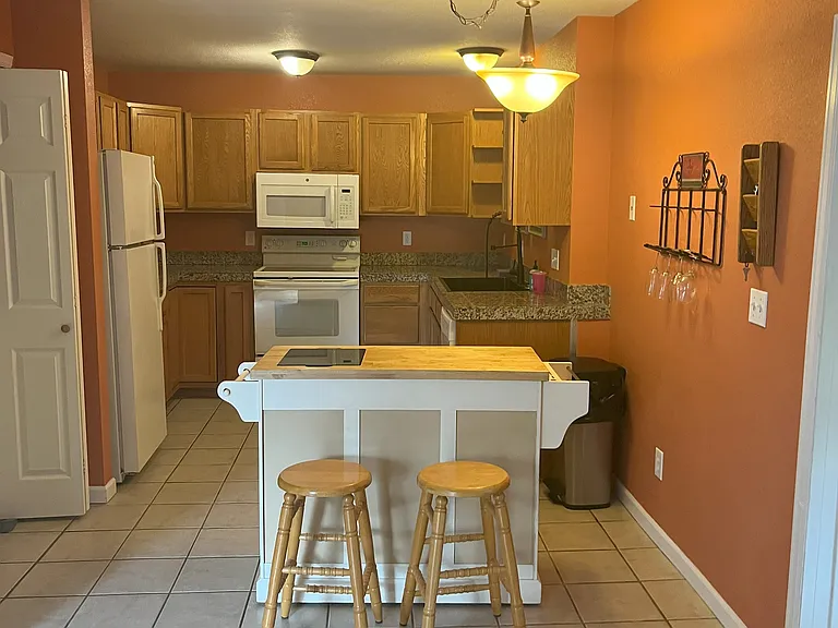 3800 W 24th Ave — Photo 9