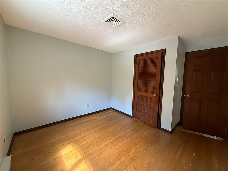 9 Brookdale Cir — Photo 10
