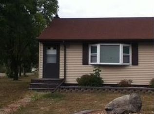 402 6th St NW, Little Falls, MN 56345