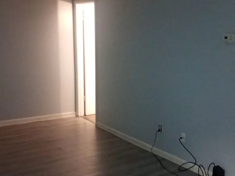 28 S Queen St #202 — Photo 11