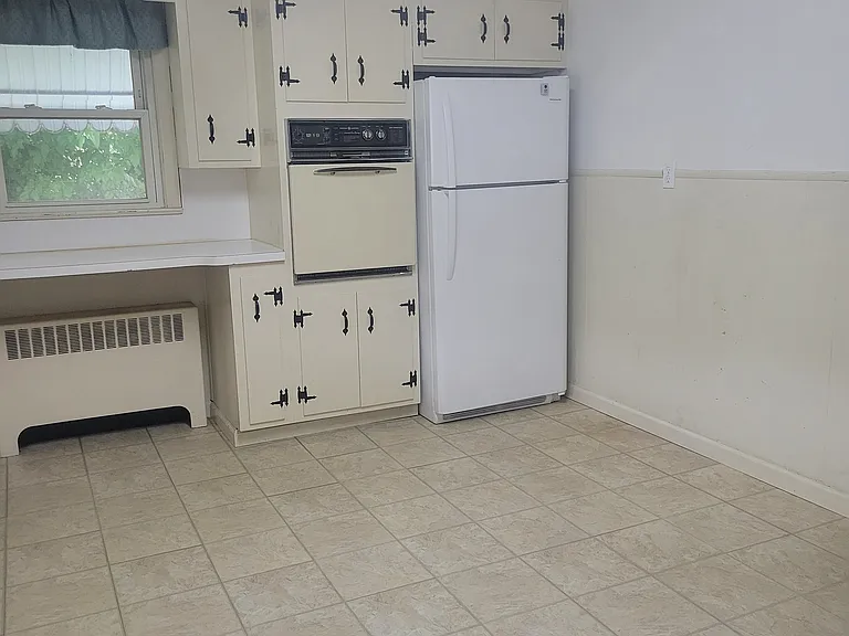 14 Haskell Ave #A — Photo 10