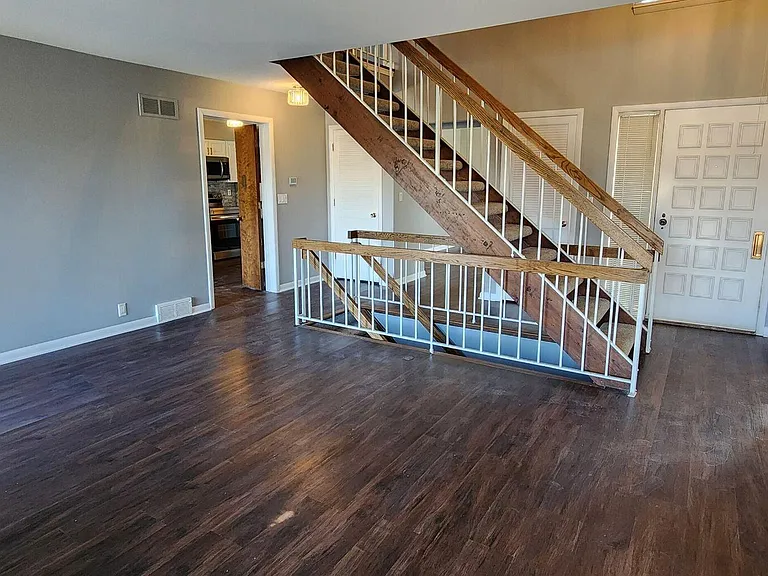 4 Brookwood Ln — Photo 10