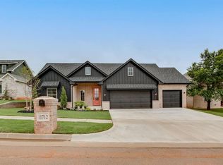 11712 NW 102nd St, Yukon, OK 73099