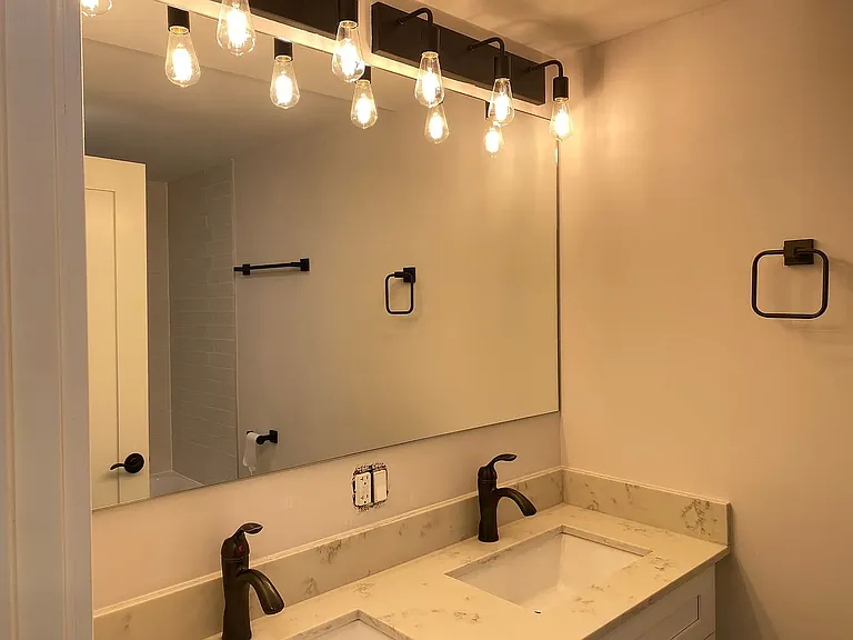 2725 N Drake Ave #1 — Photo 10