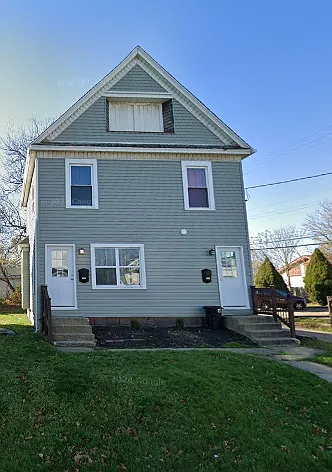 203 Maryland Ave SW — Photo 1
