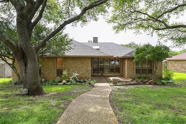 1st image of 3912 Bosque Dr