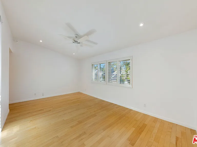 6515 Dume Dr #B — Photo 16