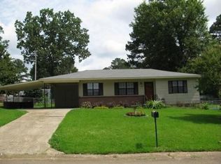 1936 Carolyn Ln, Pearl, MS 39208
