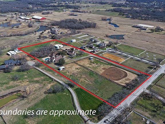 3rd image of 823 Frenchtown Rd