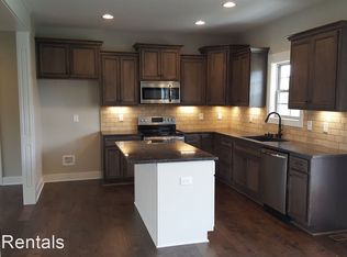 1402 Ivan Downs Blvd, Bowling Green, KY 42104