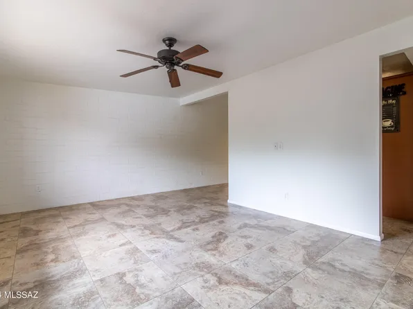 1460 W Knox St, Tucson, AZ 85705