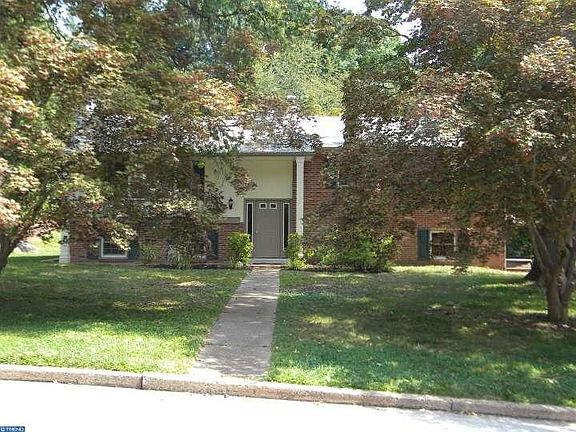 2nd image of 89 S Forge Manor Dr