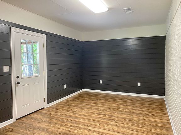 4th image of 2038 E Jena Dr