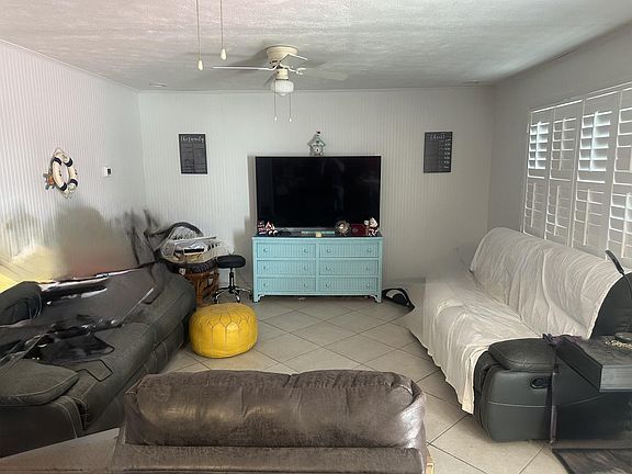 5th image of 8146 Gulf Blvd