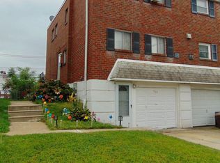 746 Selmer Rd, Philadelphia, PA 19116