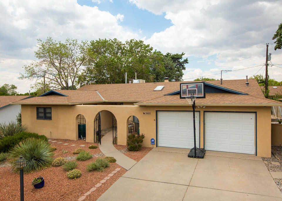 1st image of 3605 Singapore Cir NE