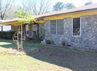 704 Sanders St, Kilgore, TX 75662