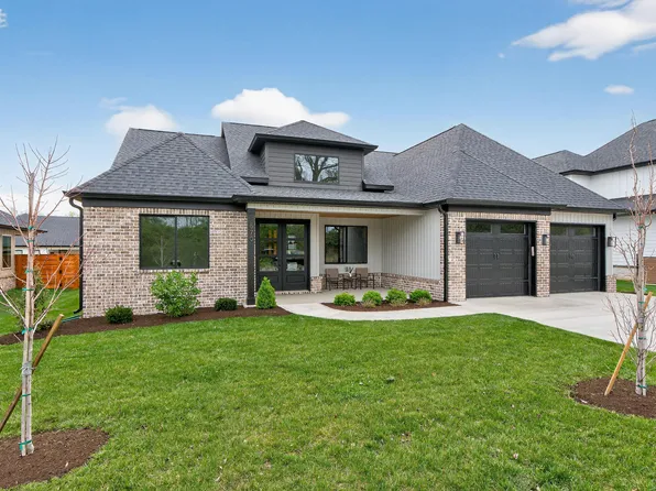 570 Saffron Ln, Versailles, KY 40383