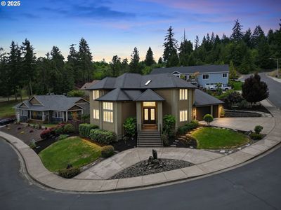 1155 Holly Ave, Cottage Grove, OR, 97424