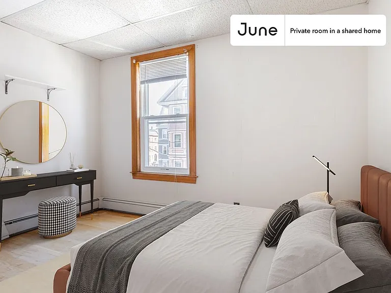 5 Oswald St #A — Photo 1
