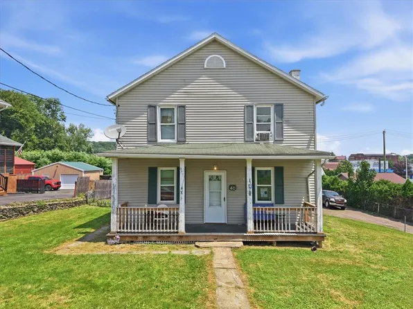 40 Davenport St, Plymouth, PA 18651