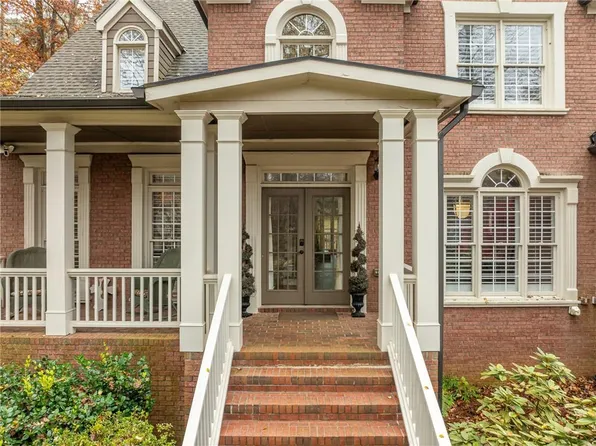 301 Dogwood Hts, Canton, GA 30114