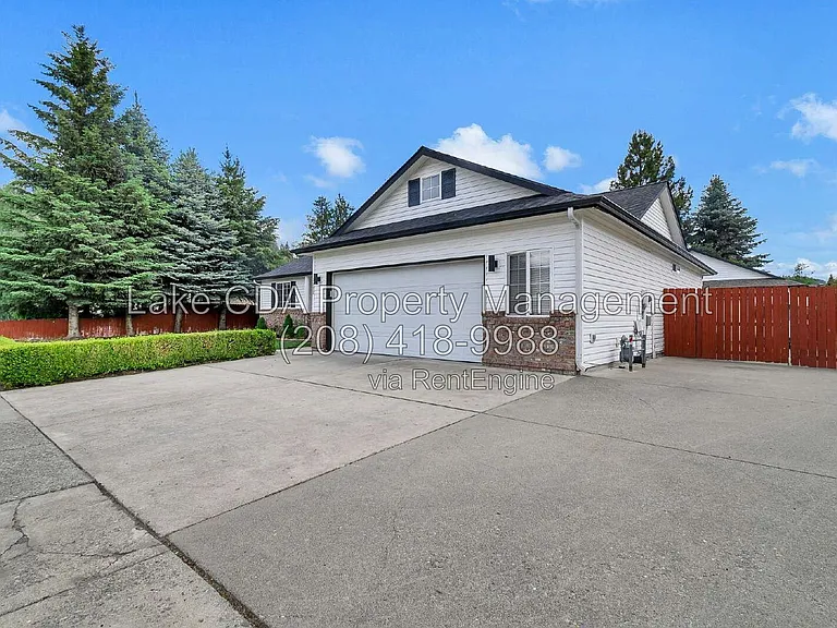 2082 E Greenleaf Ln — Photo 32