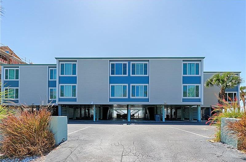 1st image of 19020 Gulf Blvd APT 3