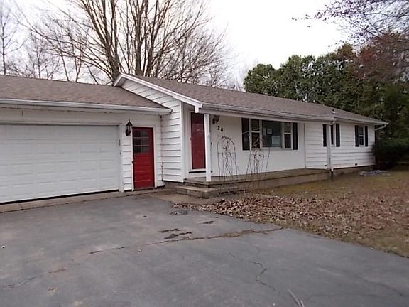 3rd image of 26 Lynnwood Dr
