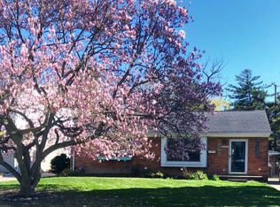 22310 Gordon Rd, Saint Clair Shores, MI 48081