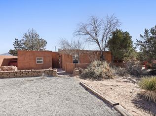 360 Reclining Acres Rd, Corrales, NM 87048